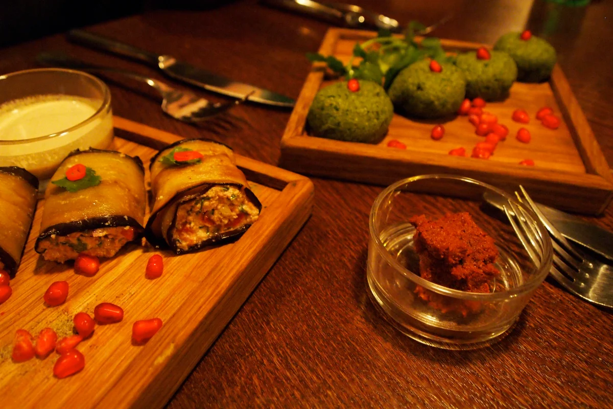 Pkhali platter